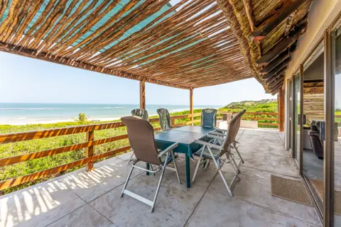 Casa 08 | Canda Island